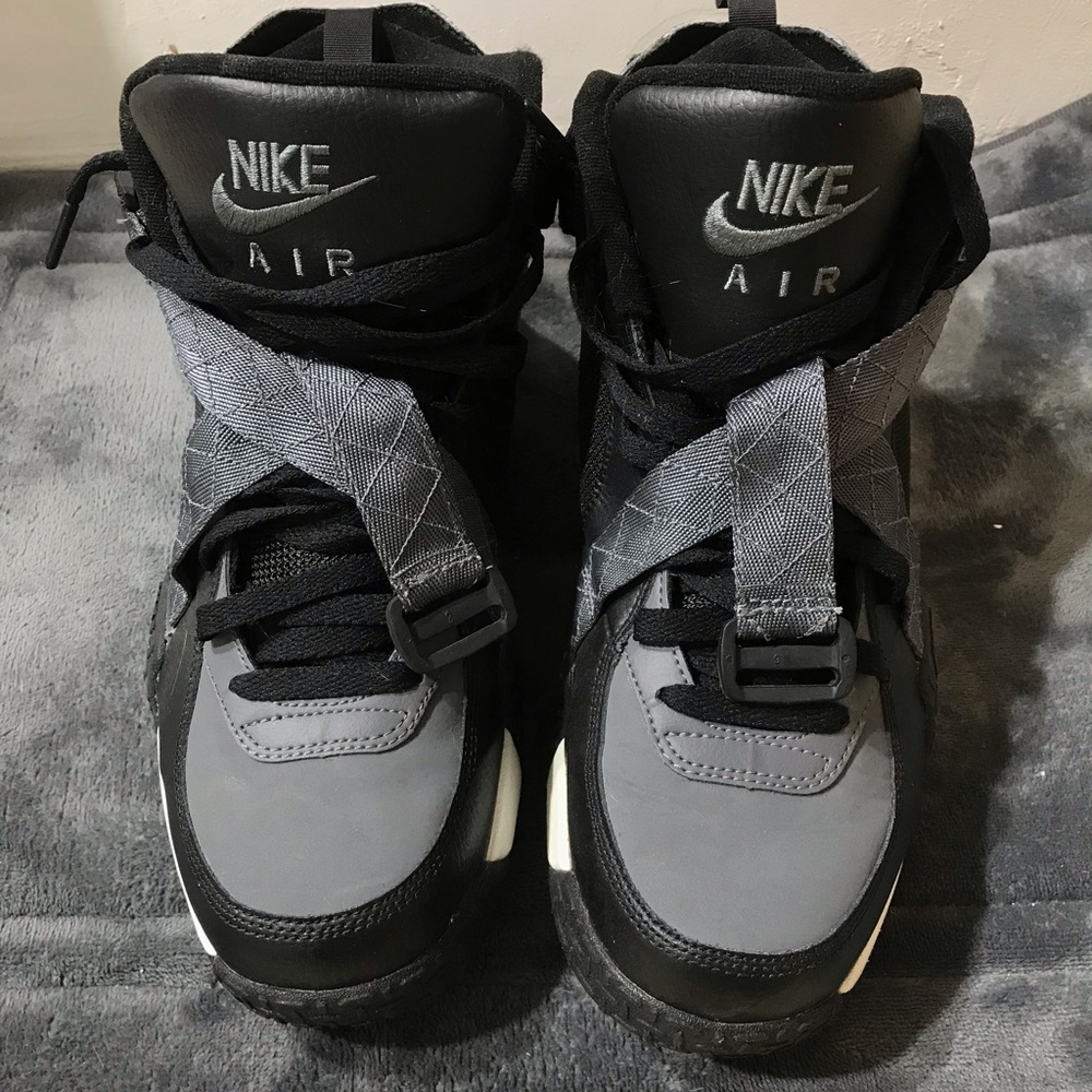 Nike Air Raid